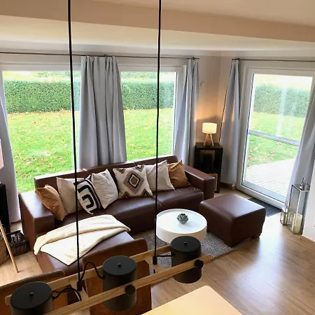 Blick Ins Gruene- Premium-fewo アパート Göhren-Lebbin